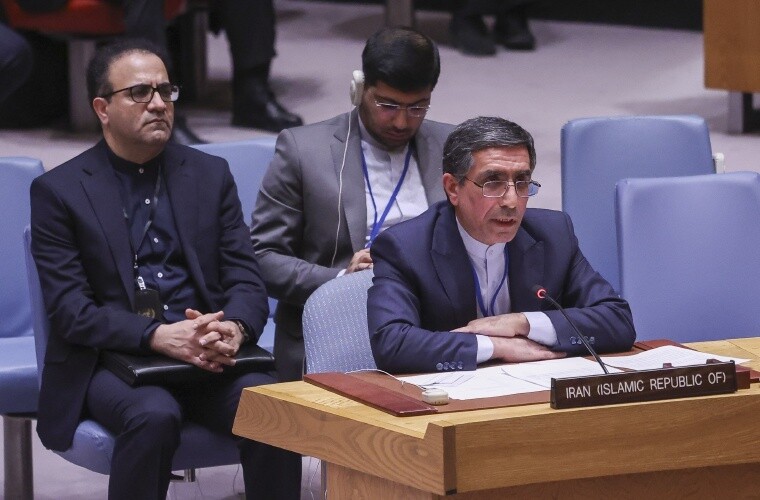 Irán amenaza con una respuesta "decisiva" ante cualquier agresión