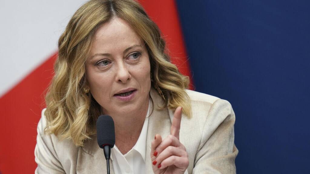 La primera ministra italiana condena el ataque a una escuela en Irán