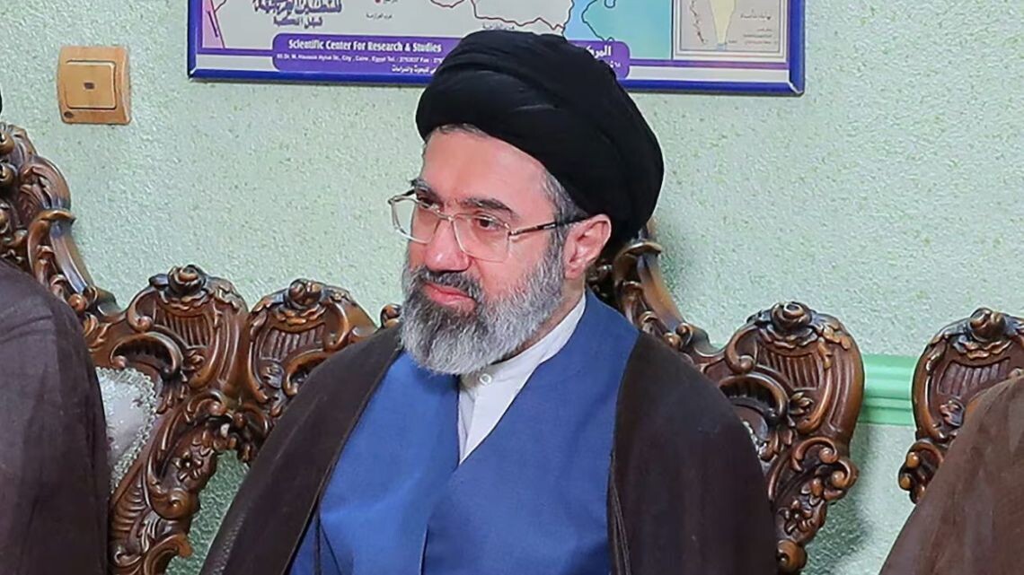El nuevo líder de Irán, Mojtaba Khamenei, está herido pero a salvo