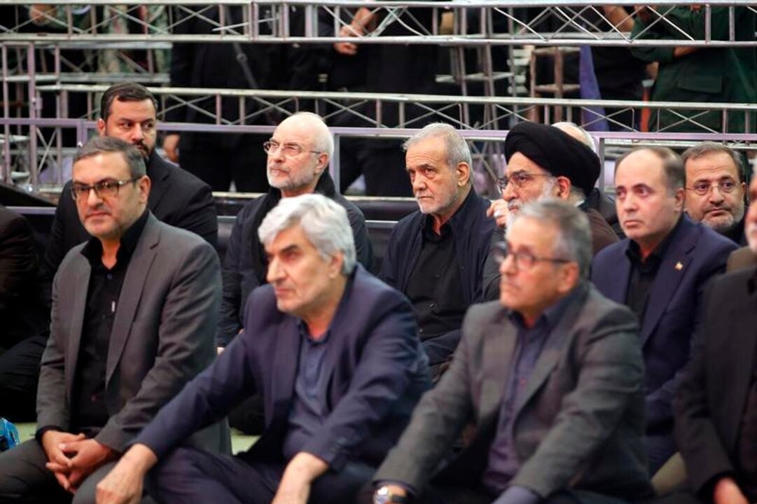 Irán confirma su disposición para la defensa y se prepara para conversaciones con EE. UU. en Pakistán