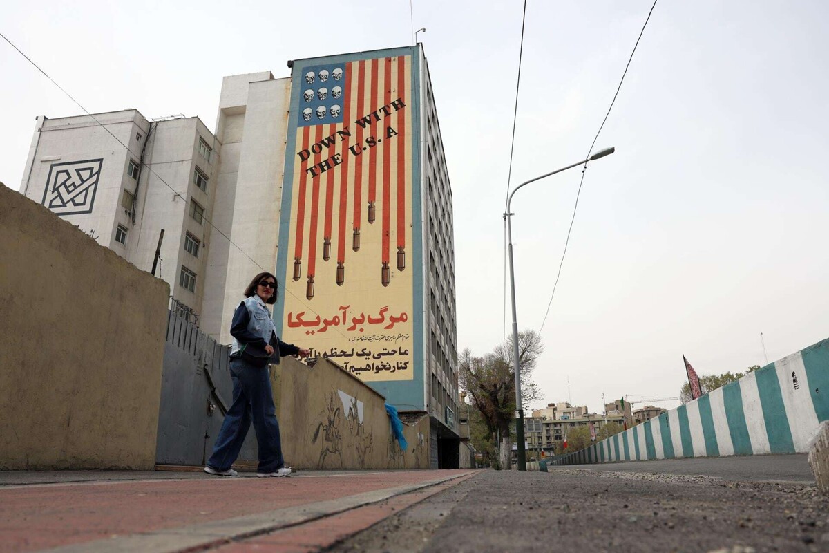 Irán amenaza con bloquear el golfo Pérsico