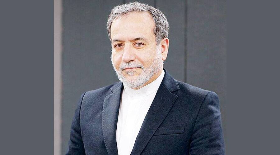 Iranian Foreign Minister Calls Lebanese Counterpart