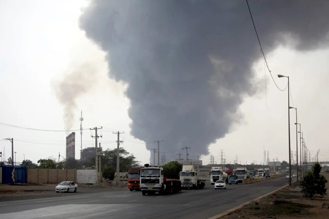 Explosions in Iran: Five Dead, Authorities Reject Attack Theory