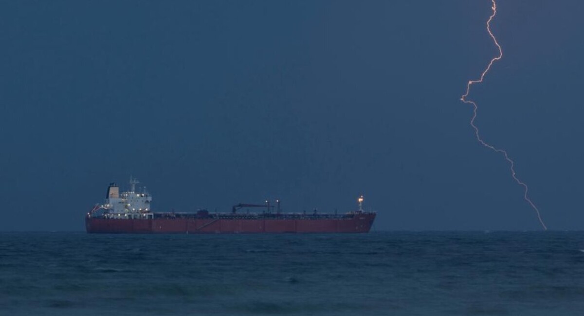 Irán confirma cierre del Estrecho de Ormuz para EE.UU. e Israel