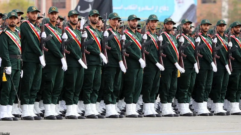 Irán reduce la edad mínima de voluntariado para apoyo en la guerra a 12 años