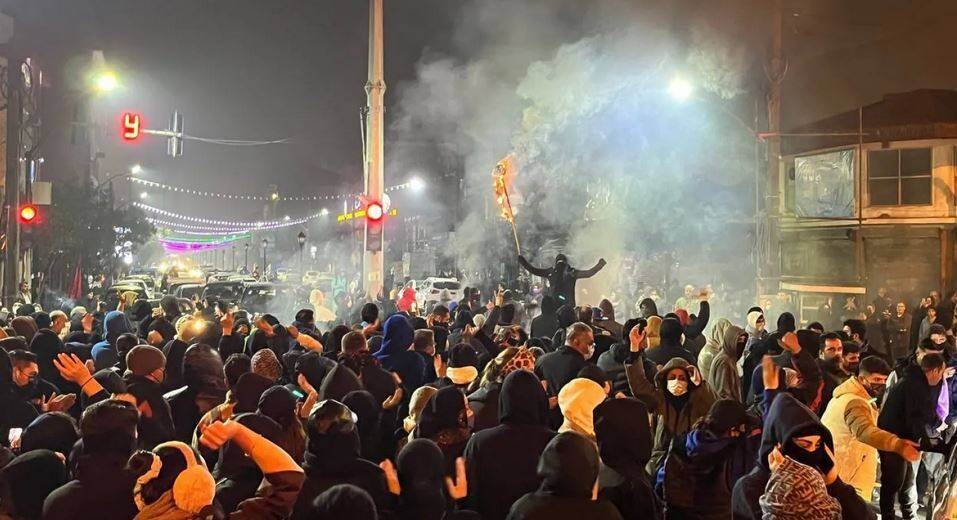 International Phone Communications Restored in Iran