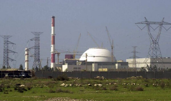 Ataque a edificio cerca de la central nuclear de Bushehr en Irán