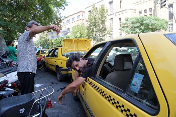 Air Pollution in Tehran Leads to School Closures and Remote Work
