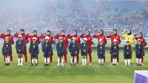 Jugadoras de la selección de fútbol de Irán huyen y Trump les ofrece asilo