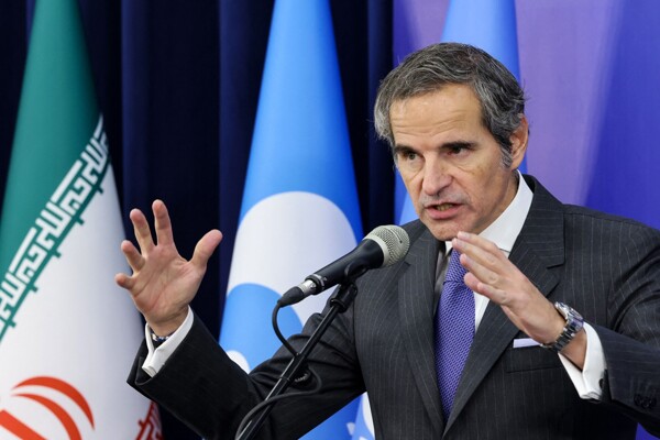 Director of the International Atomic Energy Agency emphasizes the protection of nuclear facilities in Iran