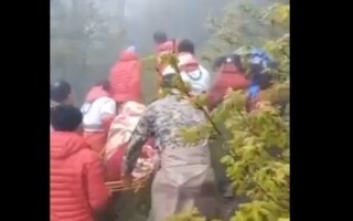 Иранские чиновники погибли в результате крушения вертолета